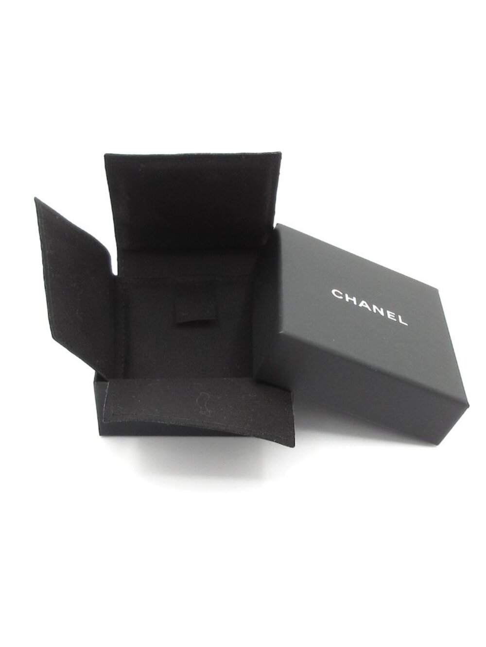 Chanel Brocade CC Logo Lambskin Gold Black Brooch - Picture 4 of 4